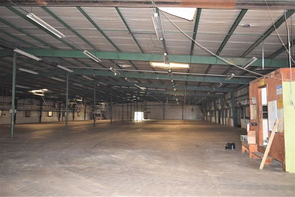 Crystal Lake: 2225 Highway 14 W, Autaugaville, AL 36003